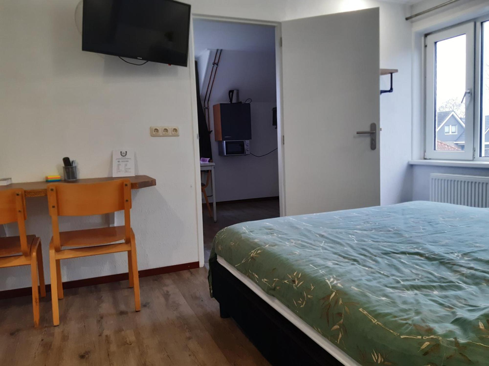 Pension Het Hoefijzer Бурен Екстер'єр фото